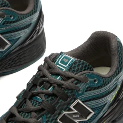 New Balance 1906 Sneaker
