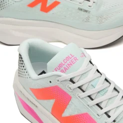 New Balance Supercomp Trainer v3 sneaker