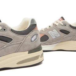 New Balance 991v2 Sneaker