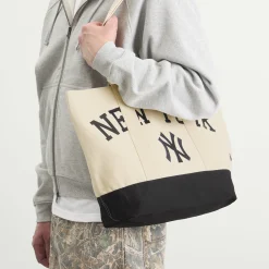 New Era New York Yankees MLB Tote Bag