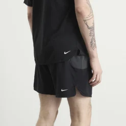 Nike ACG 5