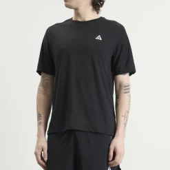 Nike ACG Solar Chase Short Sleeve T-Shirt