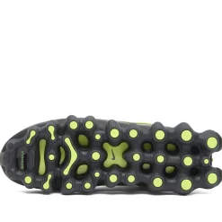 Nike Air Liquid Max Sneaker