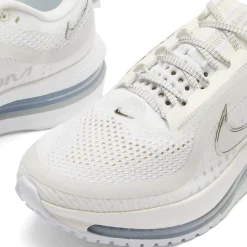 Nike Nike Pegasus Premium Sneaker