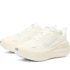 Nike Nike Vomero Plus Ess Sneaker