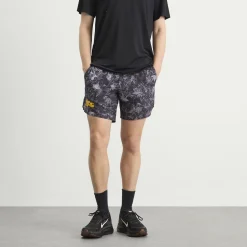 Nike Running Stride 7-Inch Short