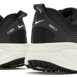 Nike Running Vomero 18 W Sneaker