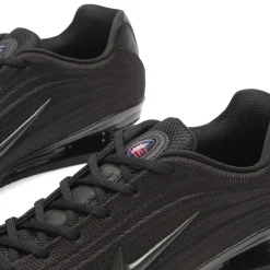 Nike Shox Z Sneaker