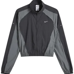 Nike Swift UV Repel Running Jacket