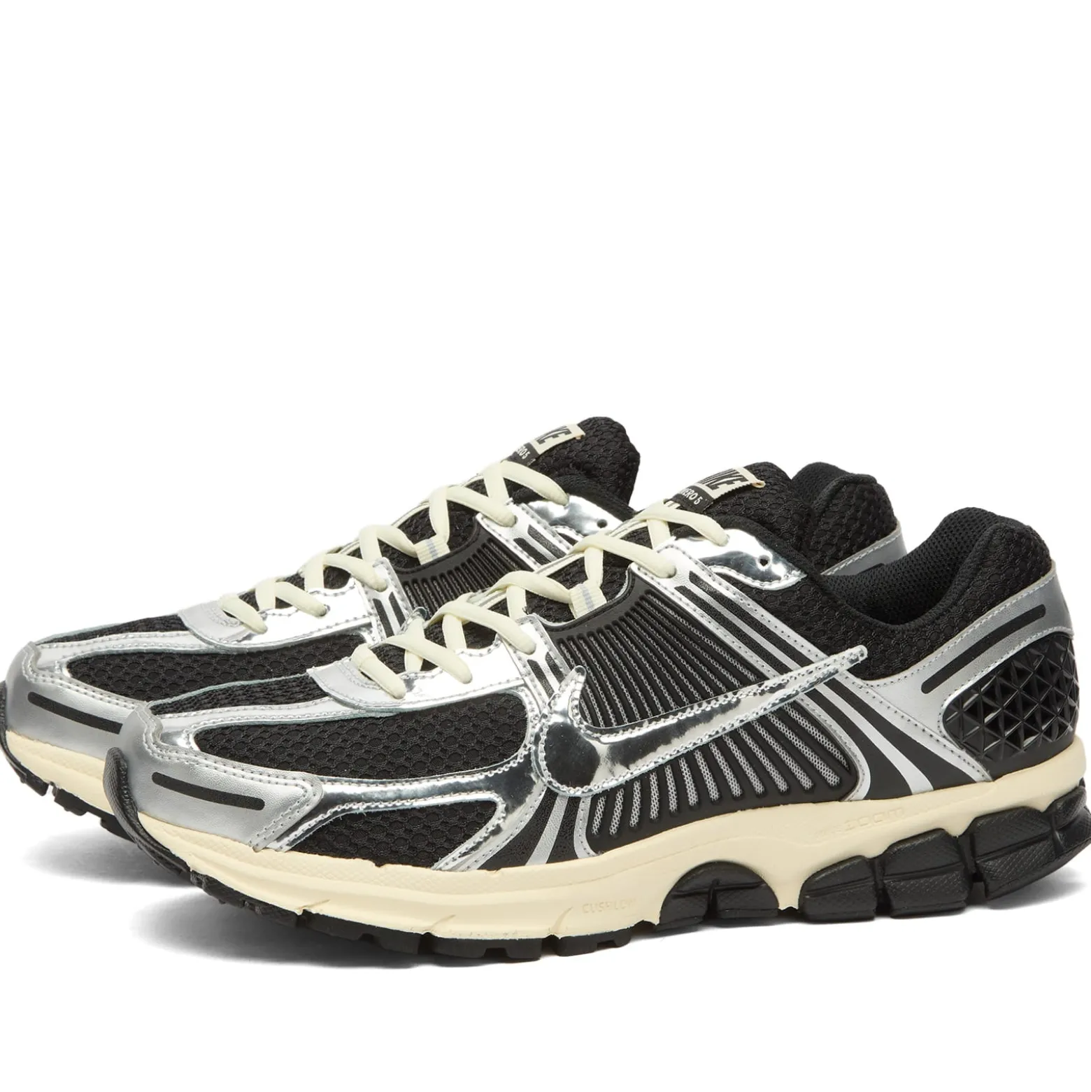 Nike Vomero 5 Chrome Sneaker