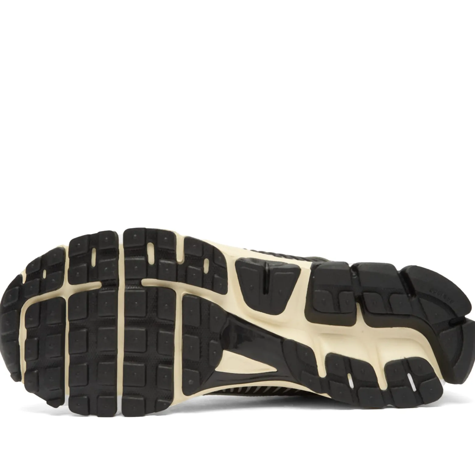 Nike Vomero 5 Chrome Sneaker
