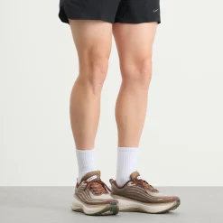 Nike Vomero Plus QS Sneaker