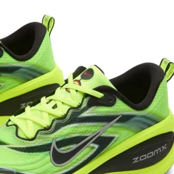 Nike Vomero Plus Sneaker