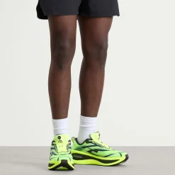 Nike Vomero Plus Sneaker