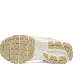 Nike Zoom Vomero 5 Met Sneaker