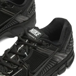 Nike Zoom Vomero 5 Se Sneaker
