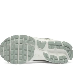 Nike Zoom Vomero Sneaker