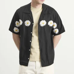 NOMARHYTHM TEXTILE Flower Embroidery Open Collar Shirt