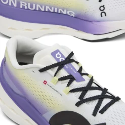 ON Cloudboom Max Sneaker