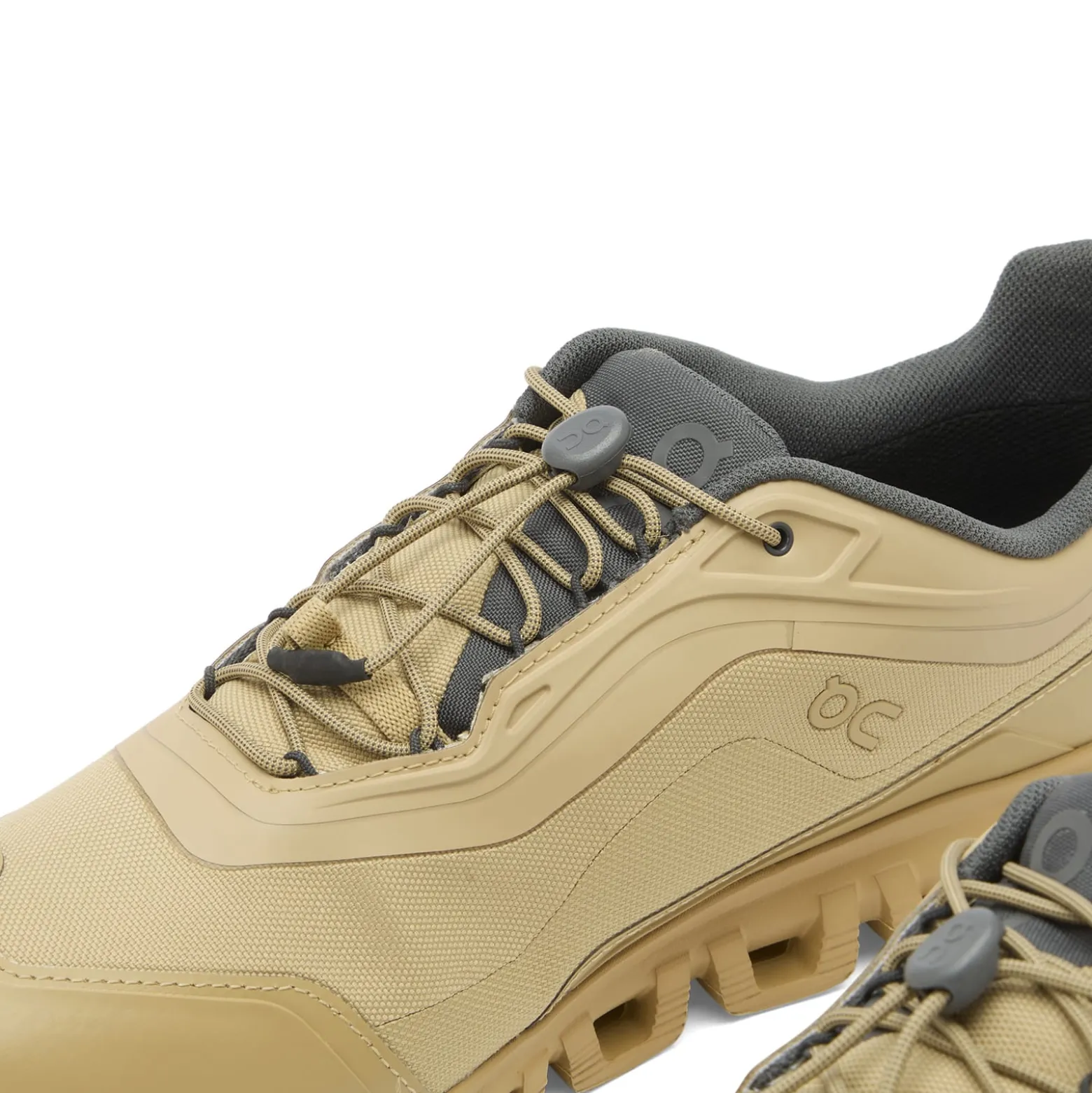 ON Cloud 6 Geo WP Sneaker