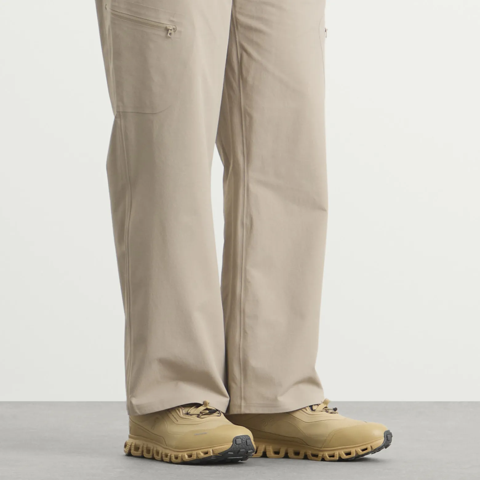 ON Cloud 6 Geo WP Sneaker