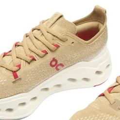 ON Cloudsurfer Max Sneaker