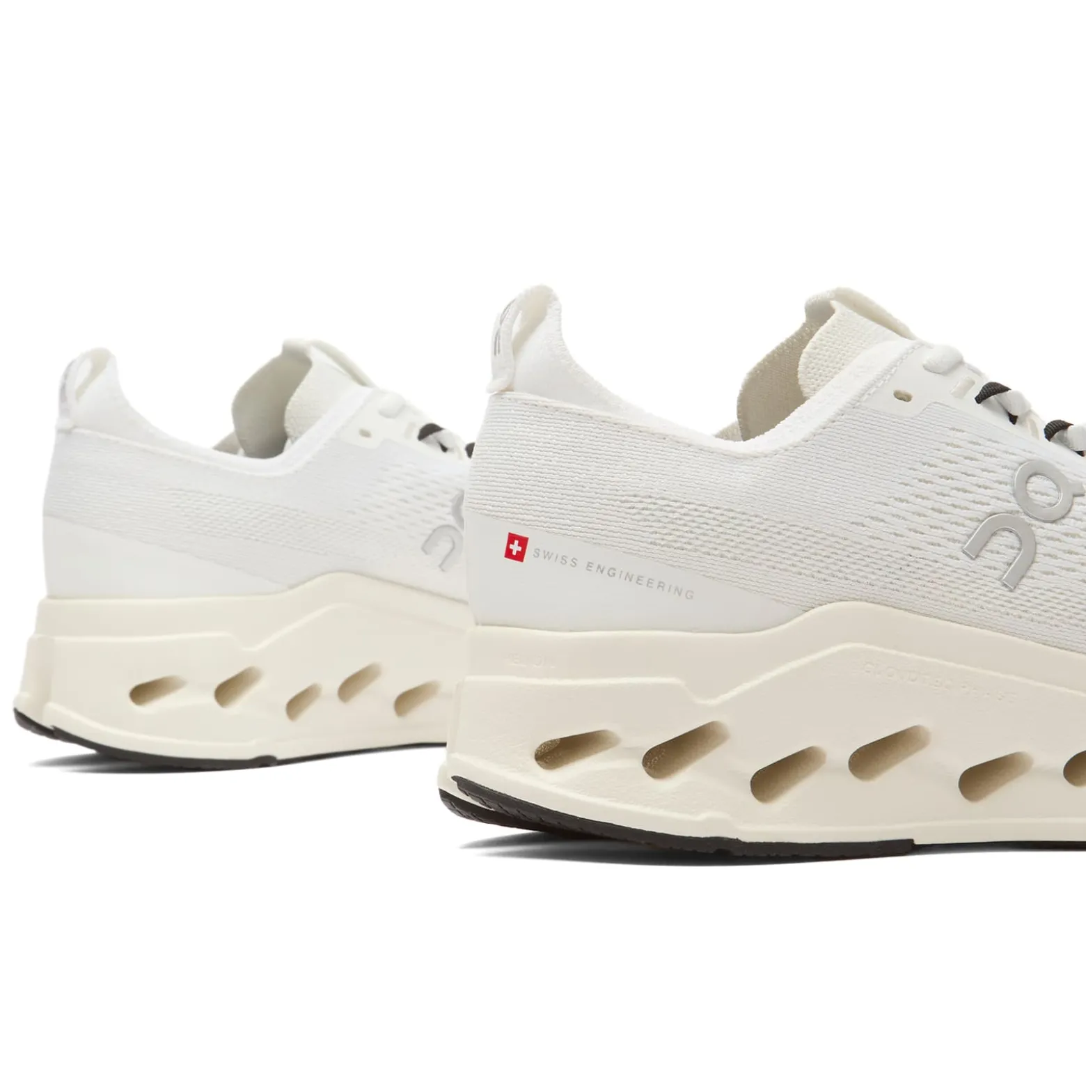 On Cloudsurfer Max Sneakers