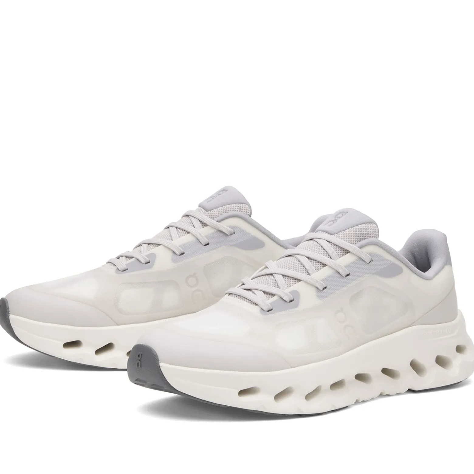 ON Cloudtilt Remix Sneaker