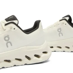 ON Cloudtilt Sneaker
