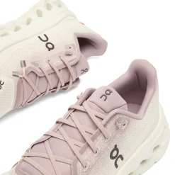ON Cloudtilt Sneaker