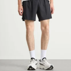 On 5" Performance Shorts