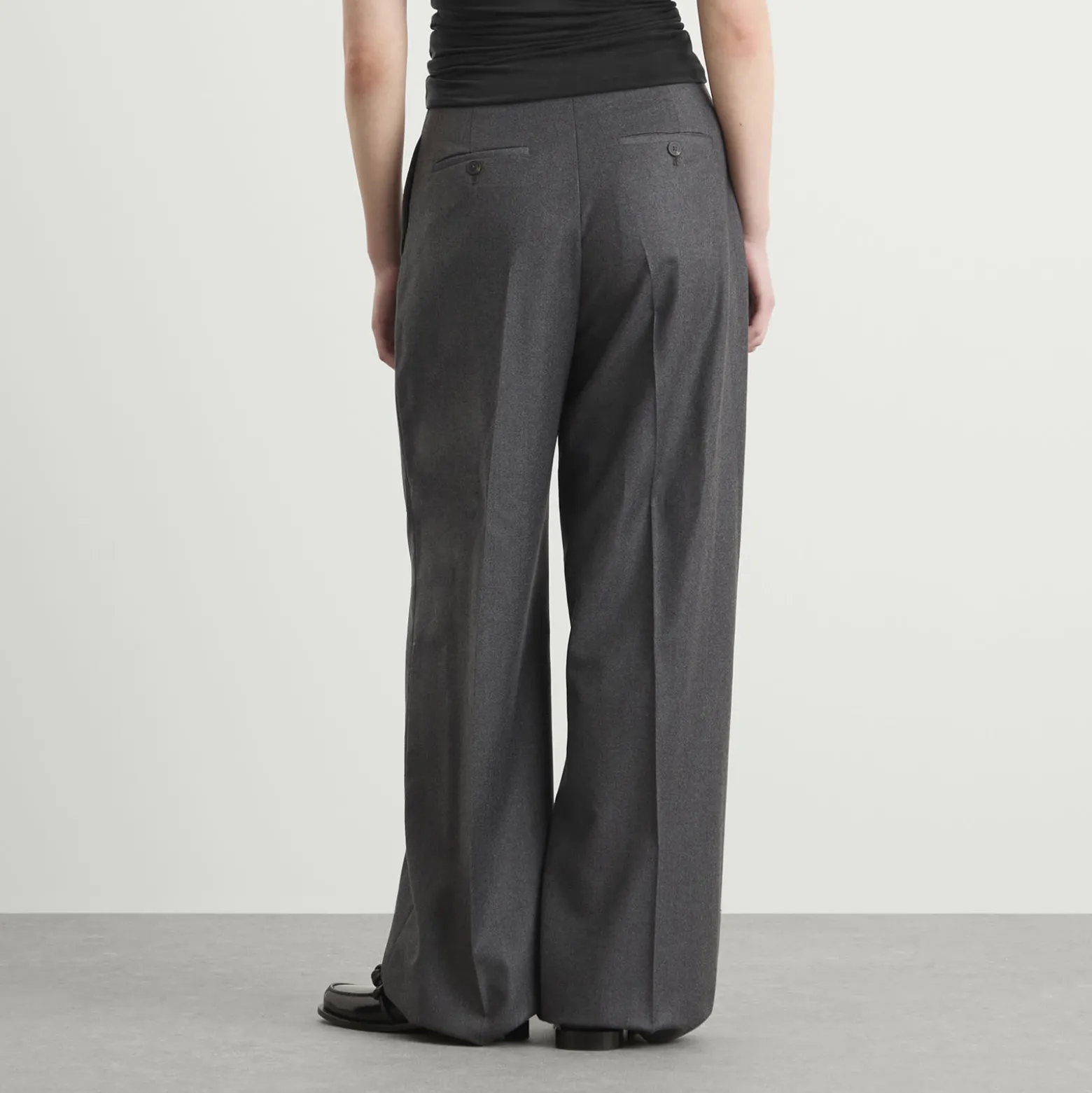 Róhe Relaxed Soft Wool Trousers