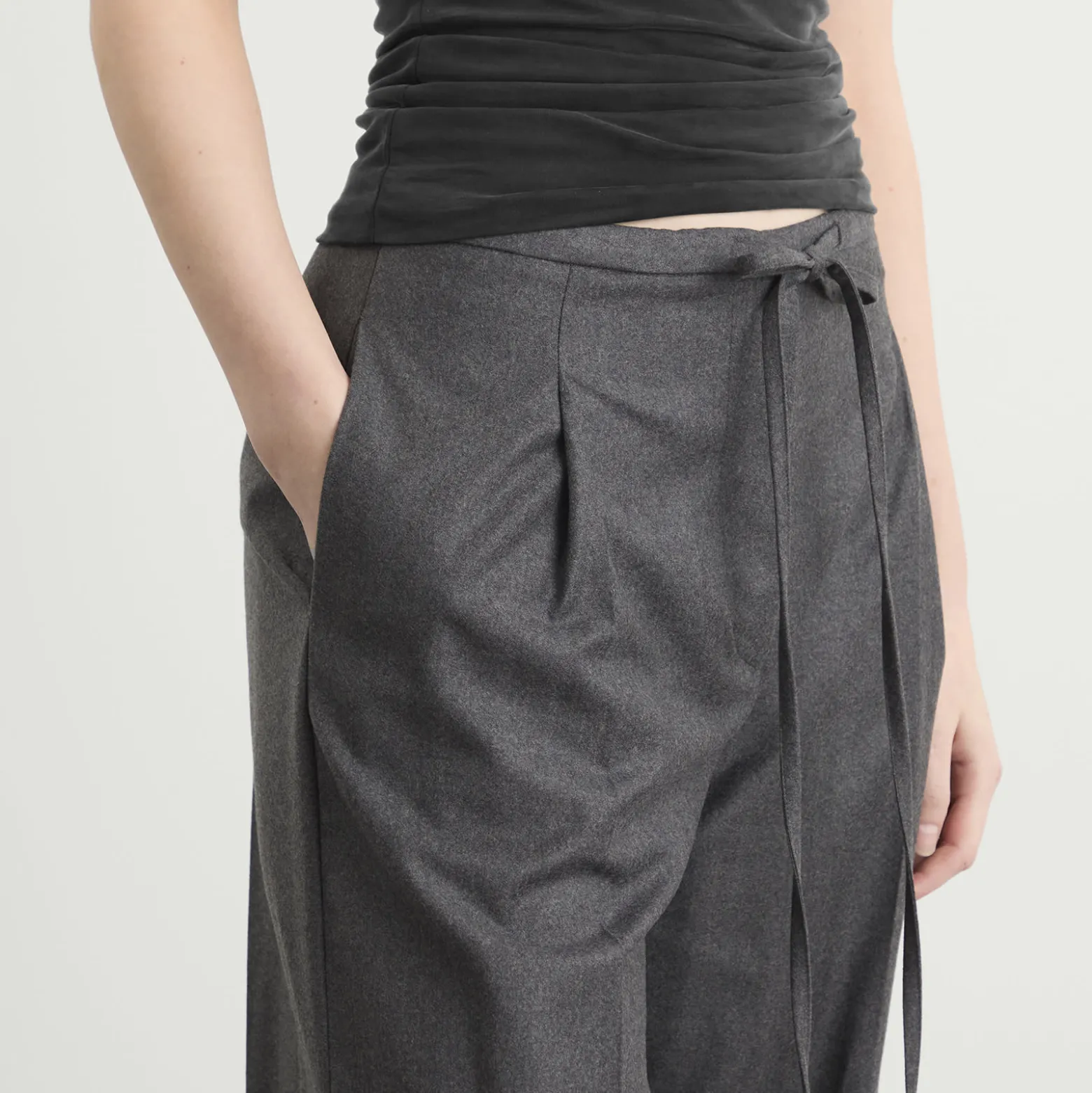 Róhe Relaxed Soft Wool Trousers