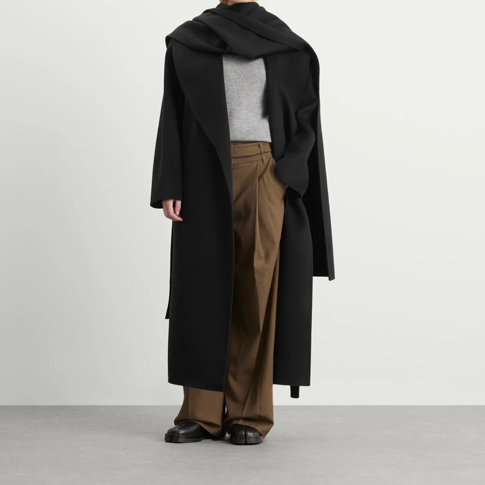 Róhe Signature Double-Faced Scarf Coat With Belt
