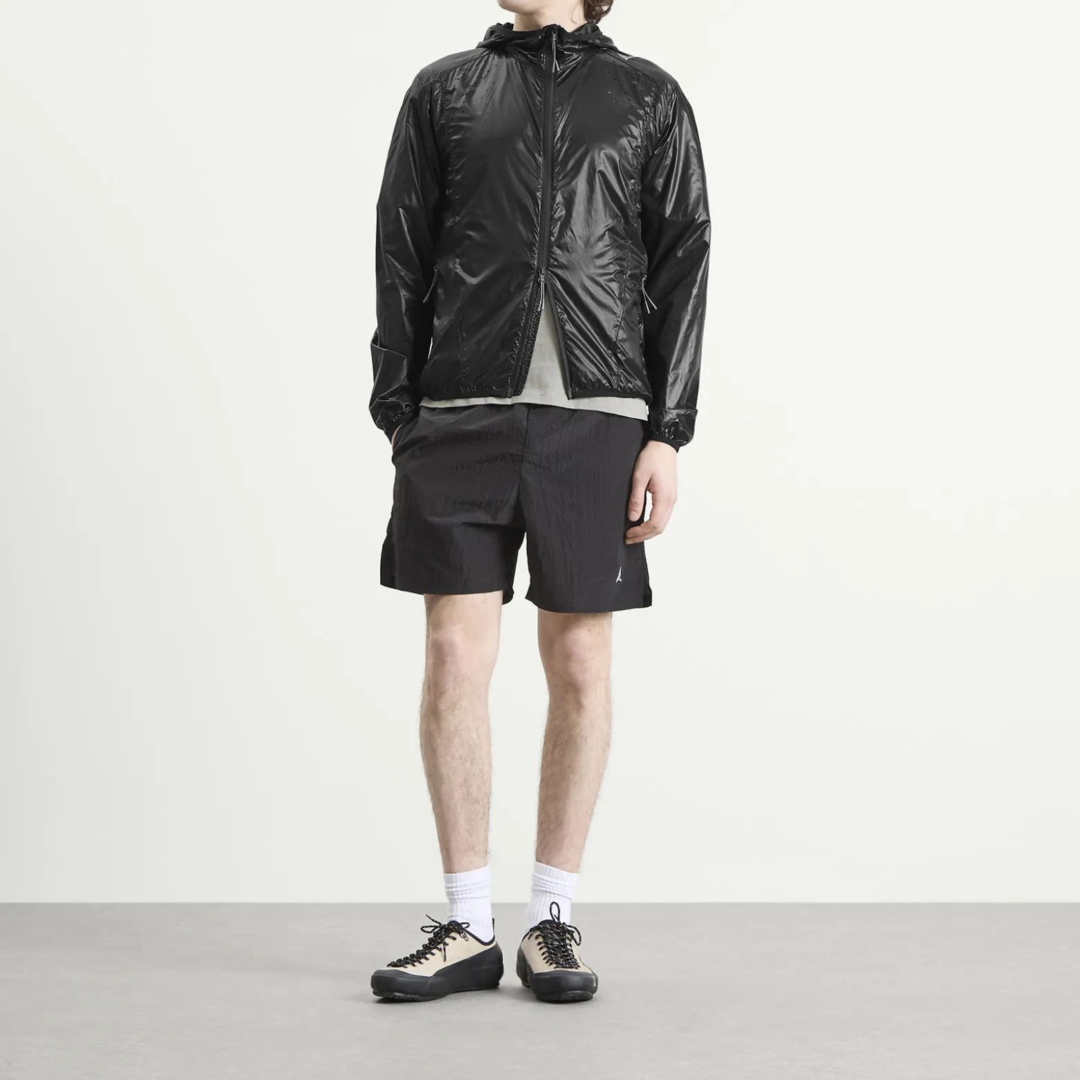 ROA Hue Packable Wind Jacket