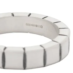 Serge DeNimes Box Ring