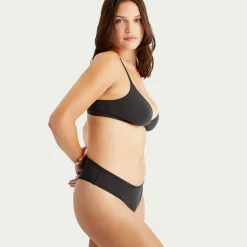 SKIMS Fits Everybody Bundle Crossover Bralette 2 Pack