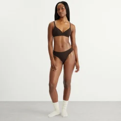 SKIMS Fits Everybody Crossover Bralette