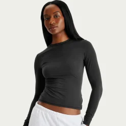 SKIMS Fits Everybody Long Sleeve T-Shirt