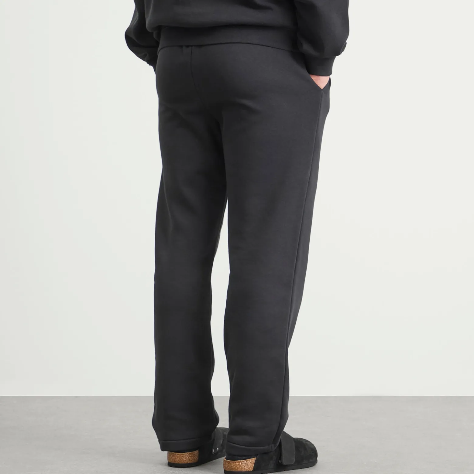 SKIMS Straight Leg Sweatpants
