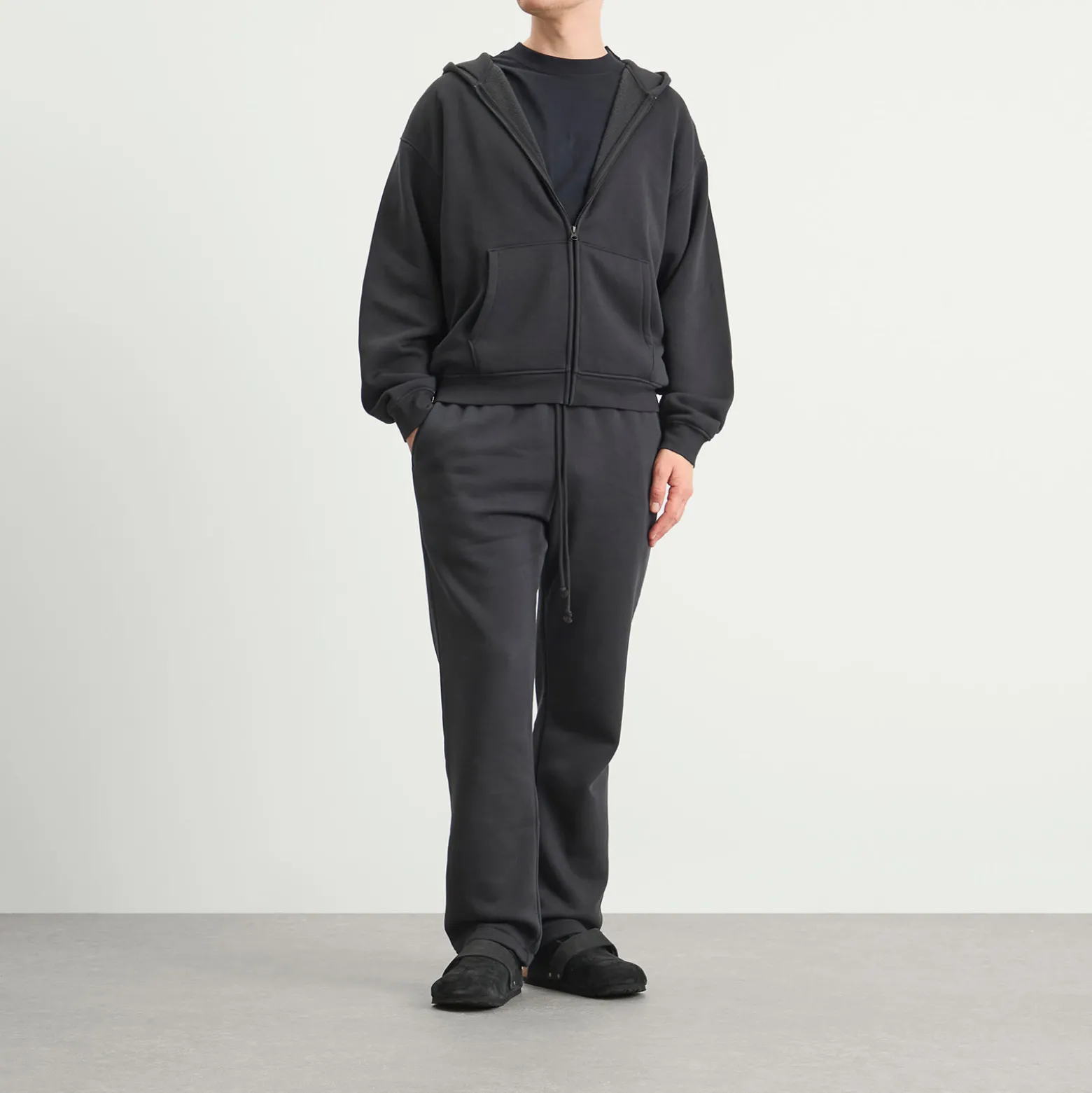 SKIMS Straight Leg Sweatpants