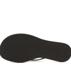 ST. Agni Thong Detail Slide