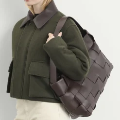 ST. Agni Woven Large Tote