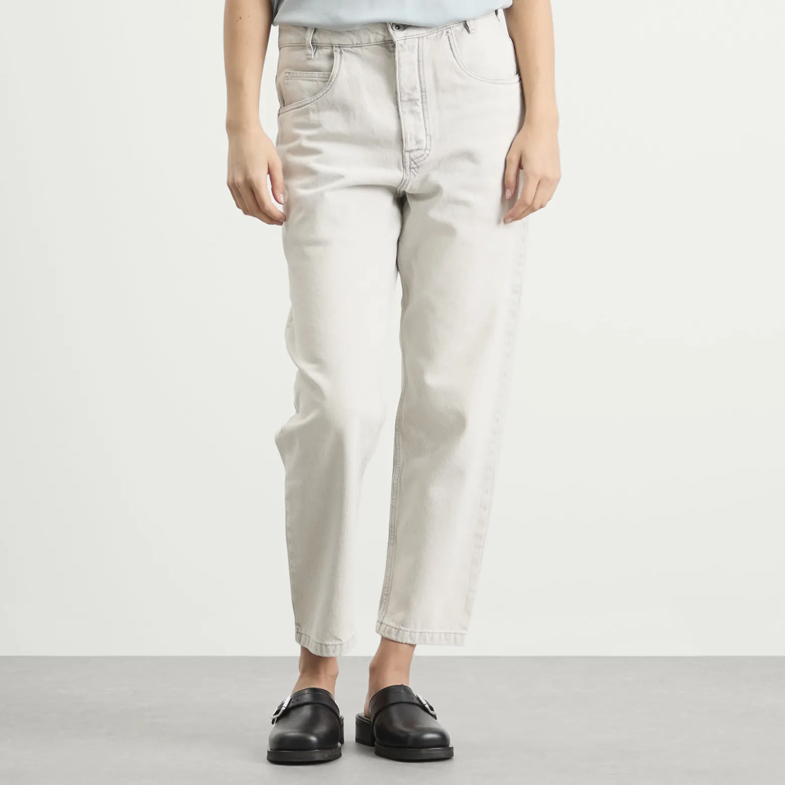 Studio Nicholson Jura Carrot Leg Jean