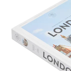 The Extraordinary Guide: London