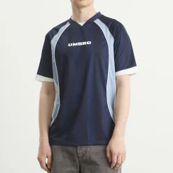 Umbro Panelled Raglan Shirt