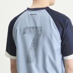 Umbro Panelled Raglan Shirt