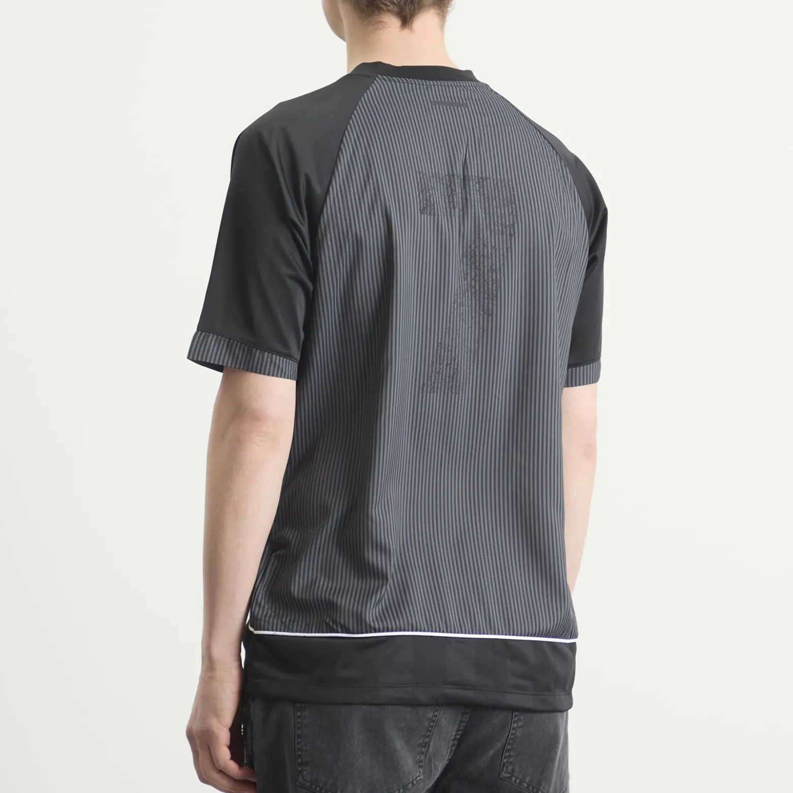 Umbro Panelled Raglan Shirt