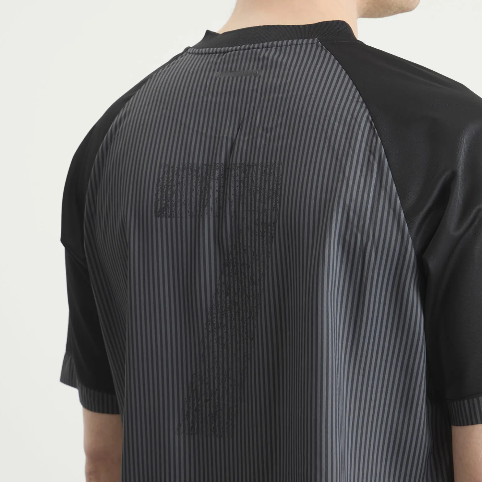 Umbro Panelled Raglan Shirt
