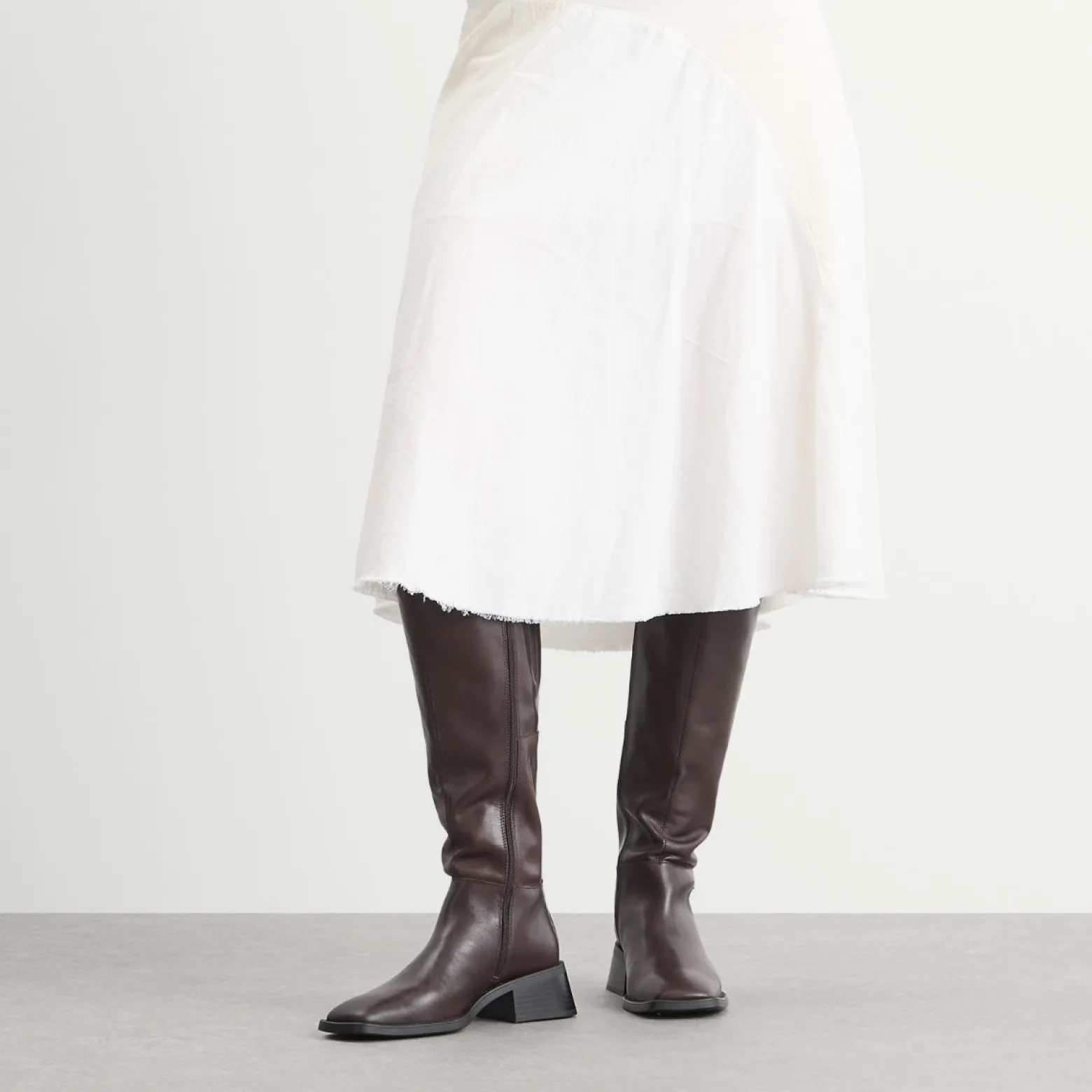 Vagabond Blanca Knee High Boot